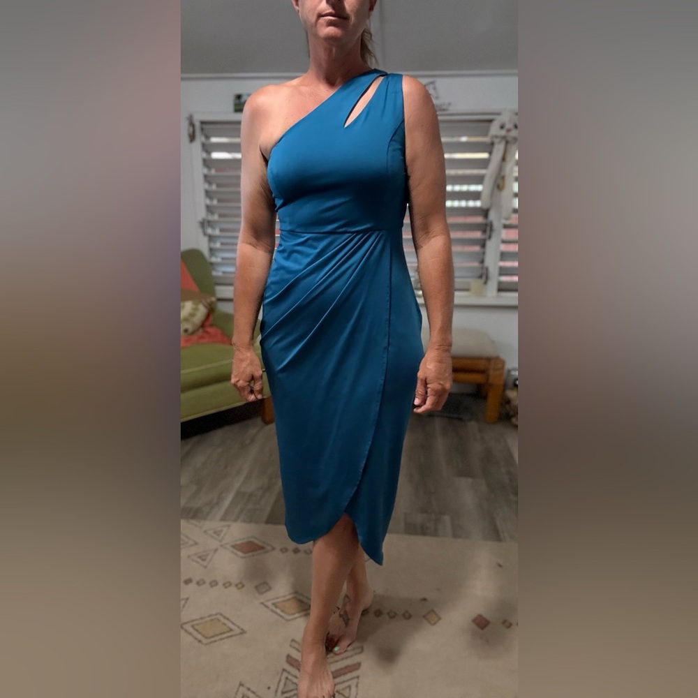 Chic One-Shoulder Teal Dress